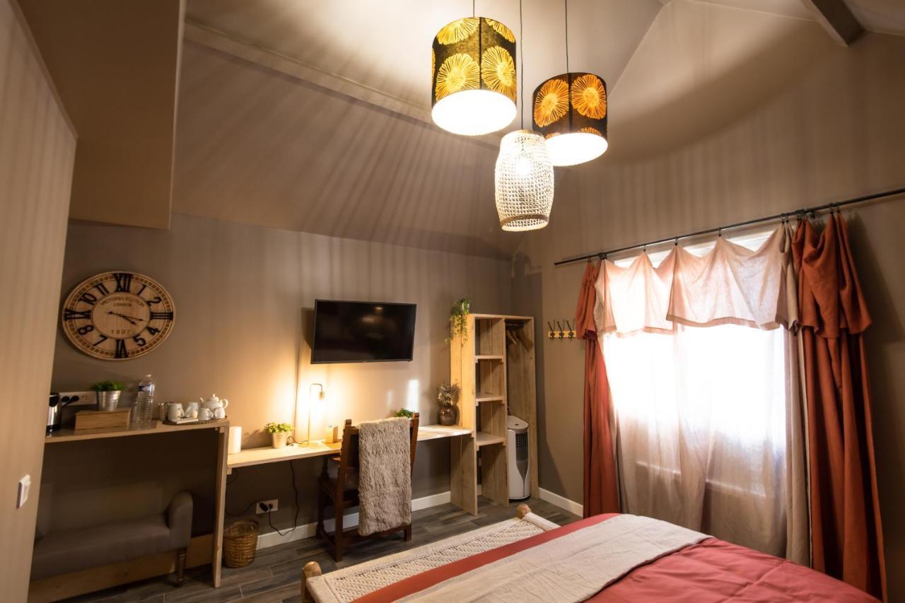 J&J Room - Hebergement D'Exception Pres De Provins! Le Bas Courton Dış mekan fotoğraf